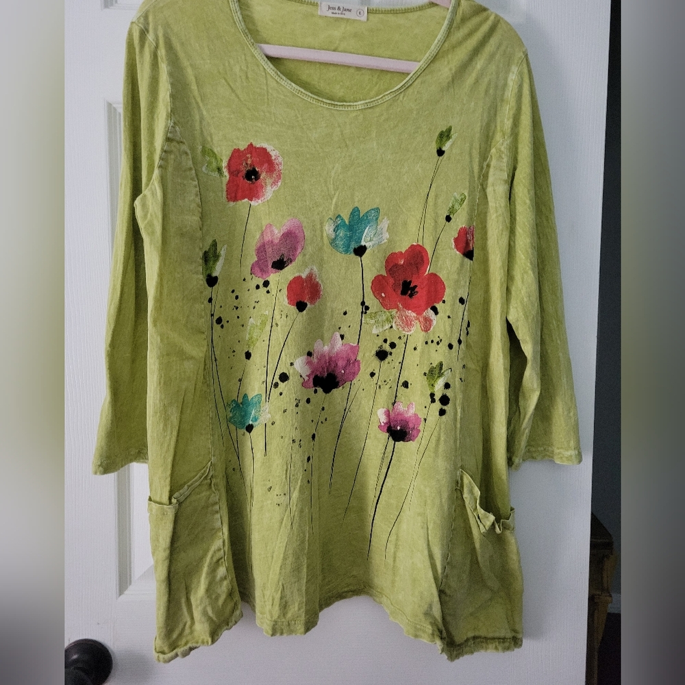 Jess & Jane Green Floral Pocket Tunic Top